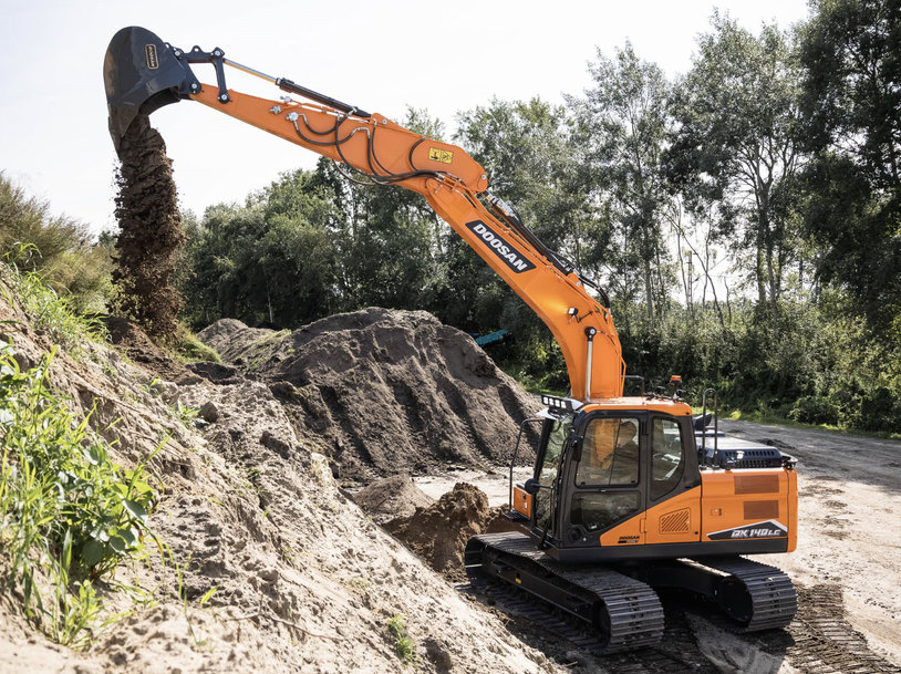 LEONESA DE MAQUINARIA, NUEVO DISTRIBUIDOR DOOSAN PARA LEÓN